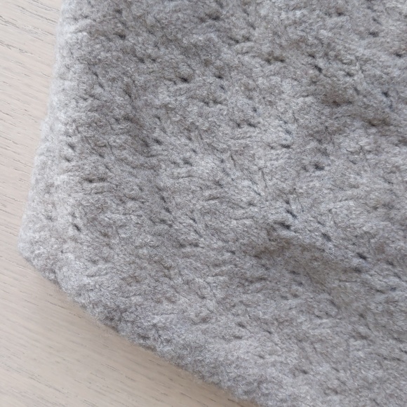 100% Cashmere Warm Winter Infinity Scarf - Picture 6 of 8